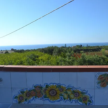 Casa Leone Kır Evi