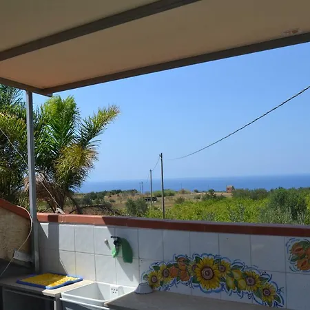 Country house Casa Leone Partinico